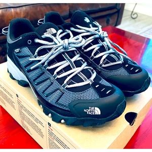 *Brand New(NWTs)North Face Men’s Ultra 109WP TNF Size 9.5 MSRP:$139. Buy Now! :)